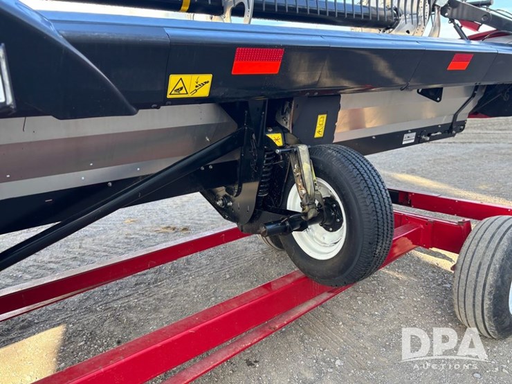 2023-mac-don-fd240-image-27