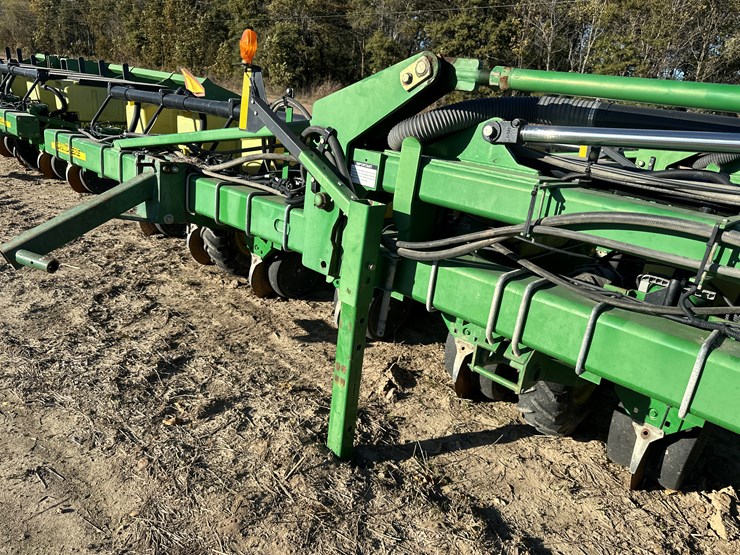 john-deere-1720-image-50