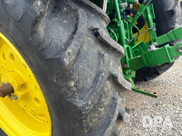 2023-john-deere-6130m-image-15