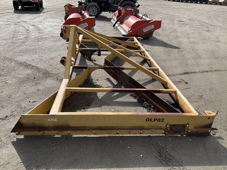 schmeiser-14.5'-3-pt-orchard-v-float-image-4