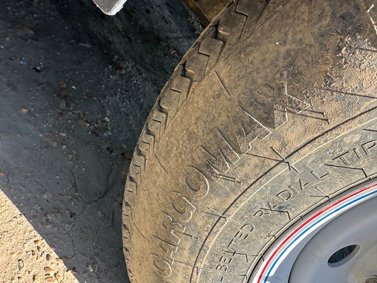 #33719-•-frontier-wheelz-42'-tri/a-header-trailer-image-6