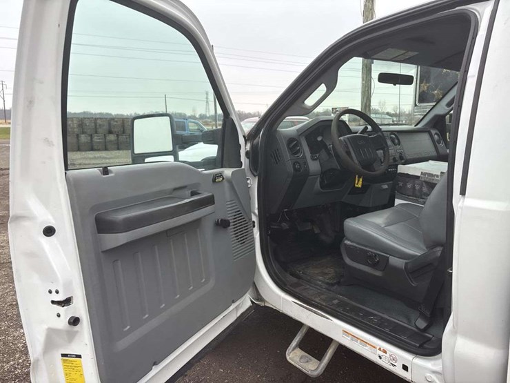 2012-ford-f450-image-12