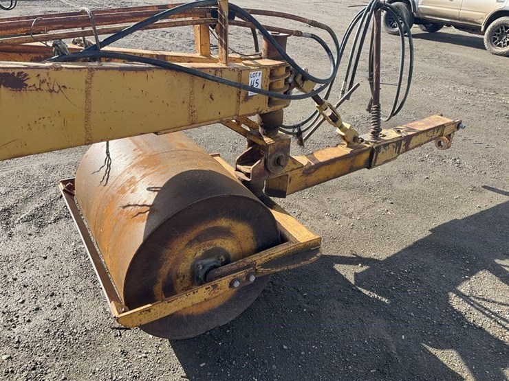 marvin-16'x30'-triplane-image-15