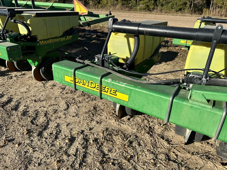 john-deere-1720-image-46