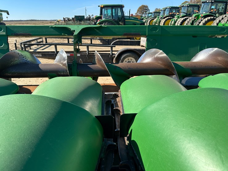 2012-john-deere-616c-image-50