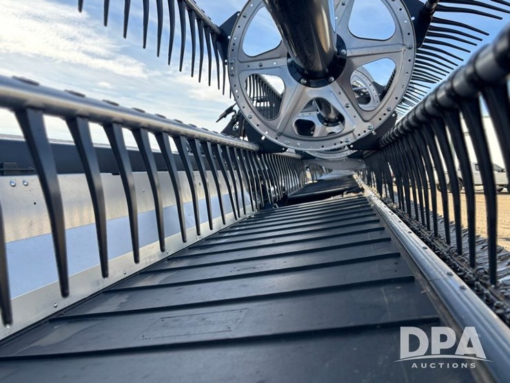 2023-mac-don-fd240-image-32