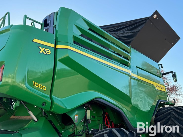 2022-john-deere-x9-1000-image-19
