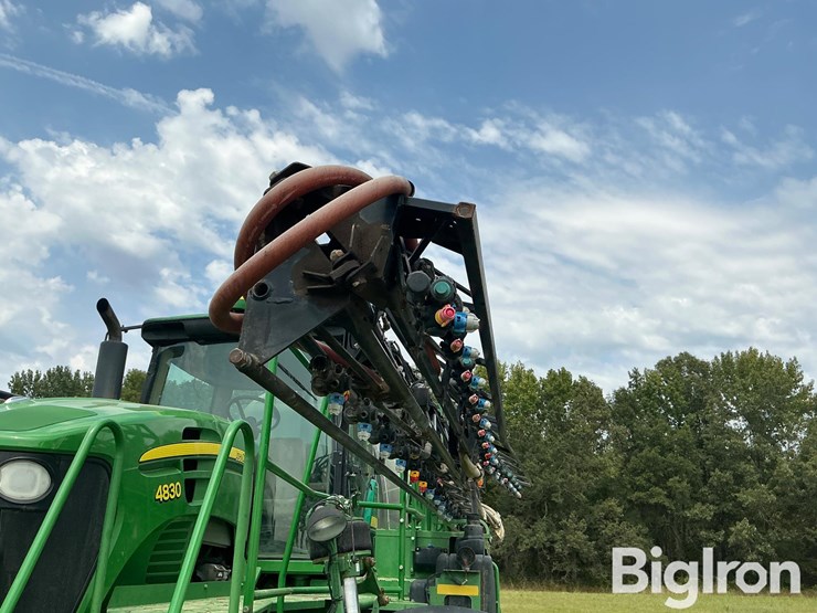 2012-john-deere-4830-image-14