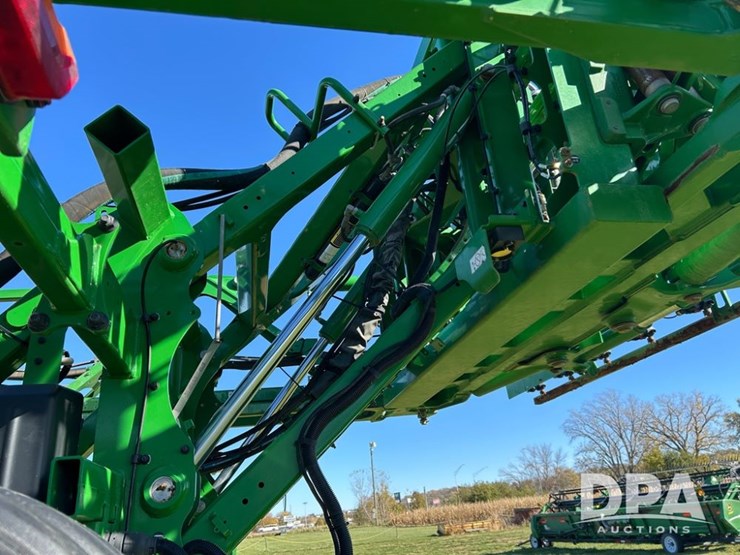 2022-john-deere-410r-image-37