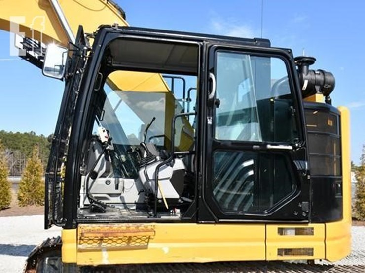 2020-caterpillar-325flcr-image-12