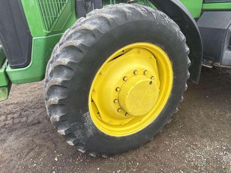 john-deere-8300-image-8