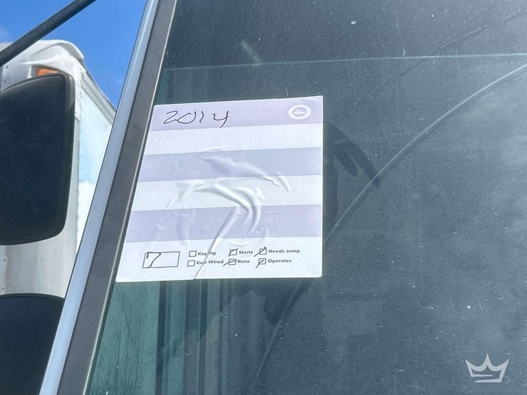 2014-freightliner-mt55-image-36