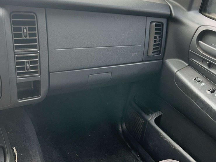 2003-dodge-durango-image-11