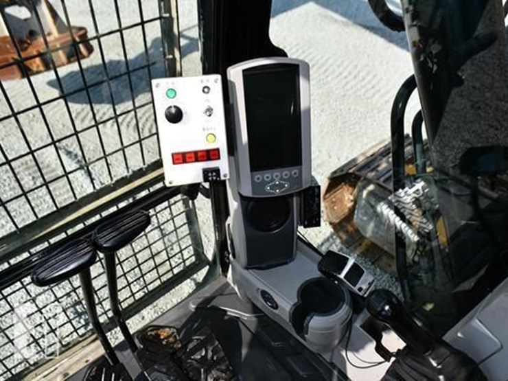 2020-caterpillar-325flcr-image-19