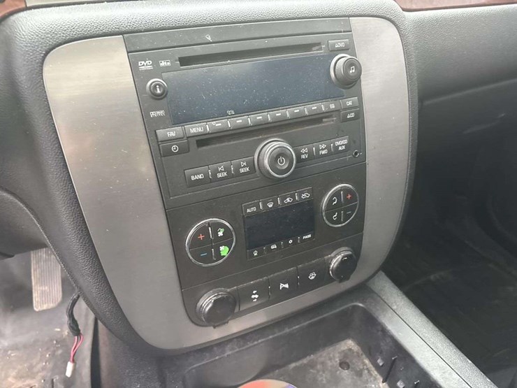 2008-gmc-3500-image-22