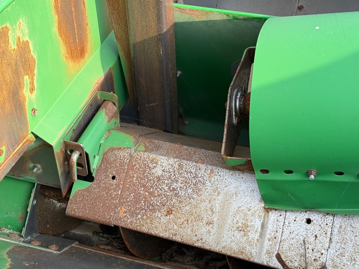 2009-john-deere-9870-sts-image-75