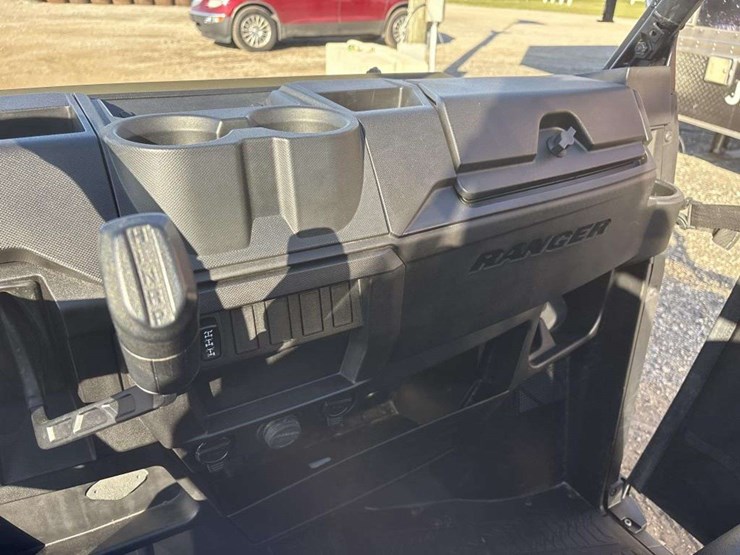 2024-polaris-ranger-1000-image-16