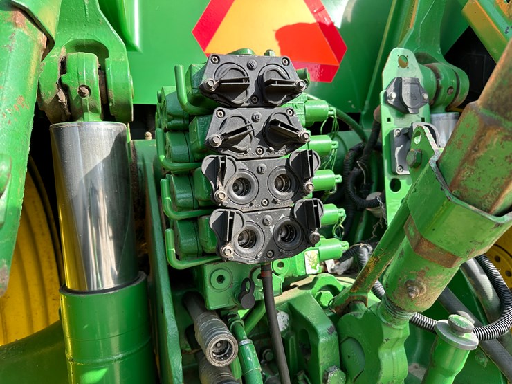 2006-john-deere-8430-image-21