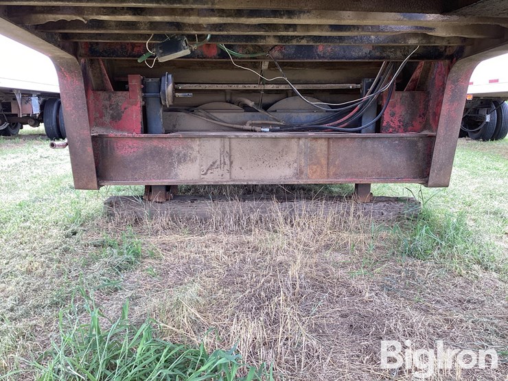 1988-trail-eze-lowboy-image-12