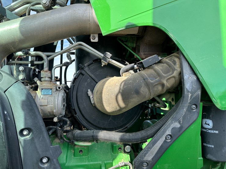 2016-john-deere-8320r-image-55