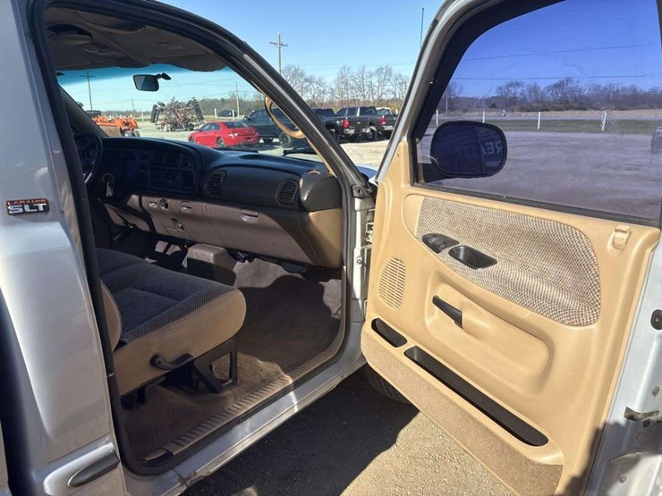 2000-dodge-ram-1500-image-15