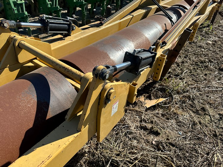 #33729-•-brandt-16-row-30"-hr40-hipper-roller-image-31