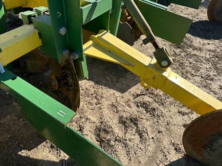 #33730-•-roll-a-cone-16-row-30"-hipper-image-47