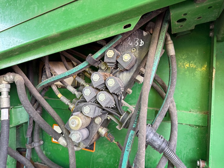 2009-john-deere-9870-sts-image-97