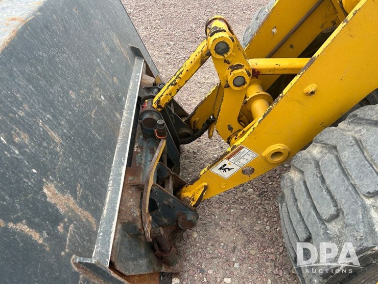 2013-gehl-540-image-10