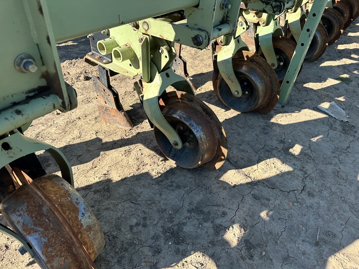 #33734-•-orthman-16-row-30"-bedder-lister-image-35