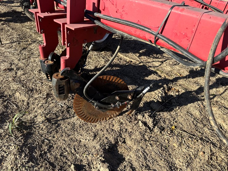 #33739-•-~20'-row-crop-cultivator-image-32