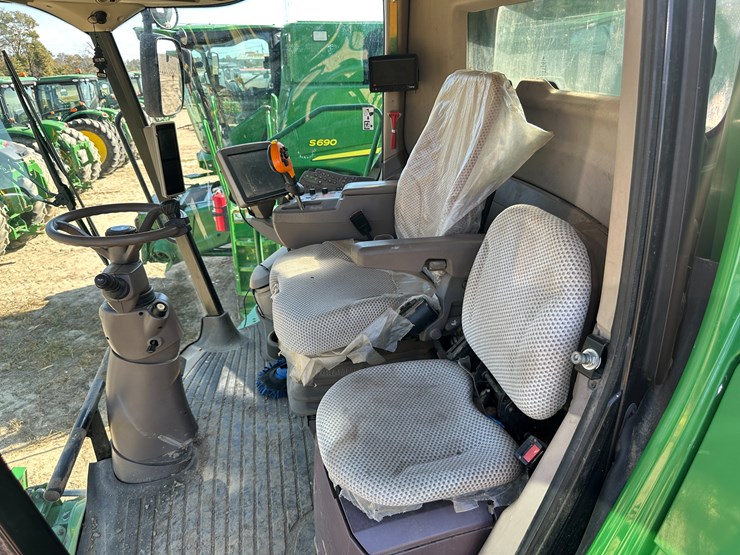 john-deere-s690-image-130