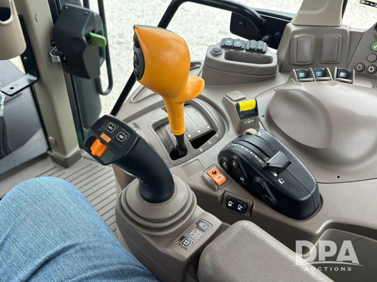 2023-john-deere-6130m-image-39