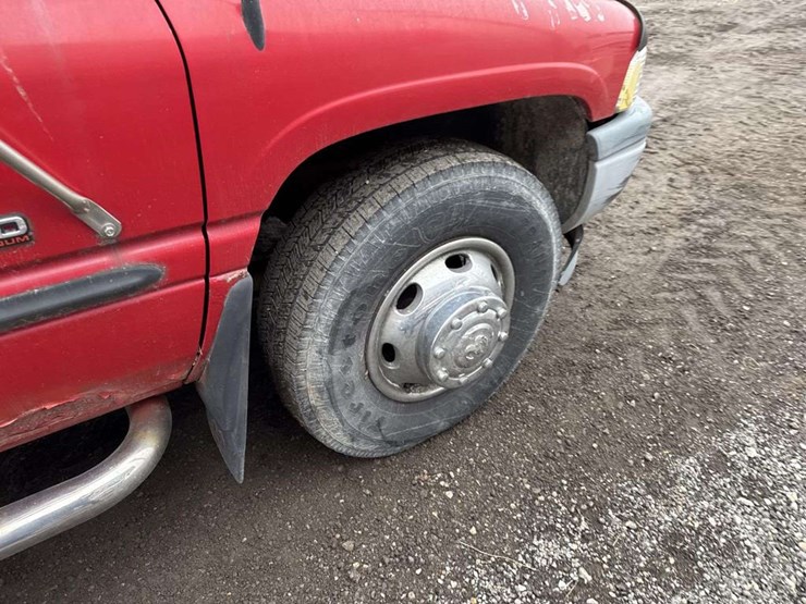 2000-dodge-ram-3500-image-11