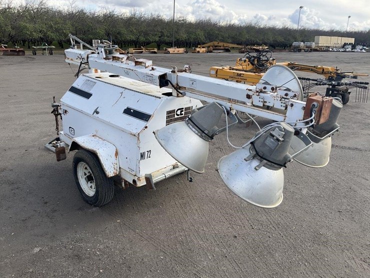 coleman-15'-portable-adj.-light-plant,-diesel-image-4