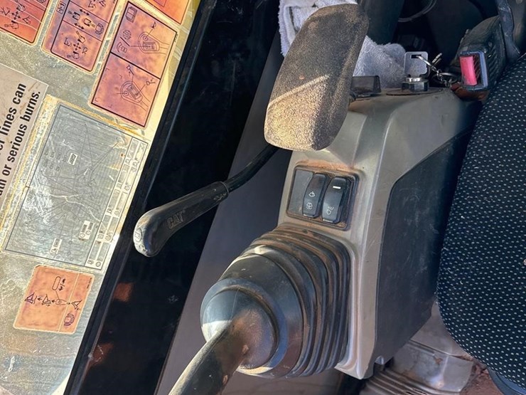 2016-caterpillar-308e2-cr-image-21