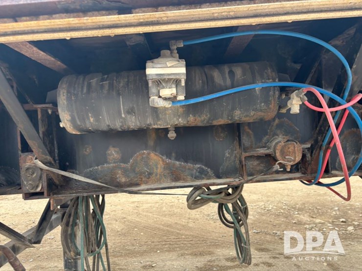 2012-manac-extendable-flatbed-image-29