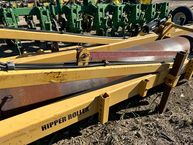 #33729-•-brandt-16-row-30"-hr40-hipper-roller-image-36