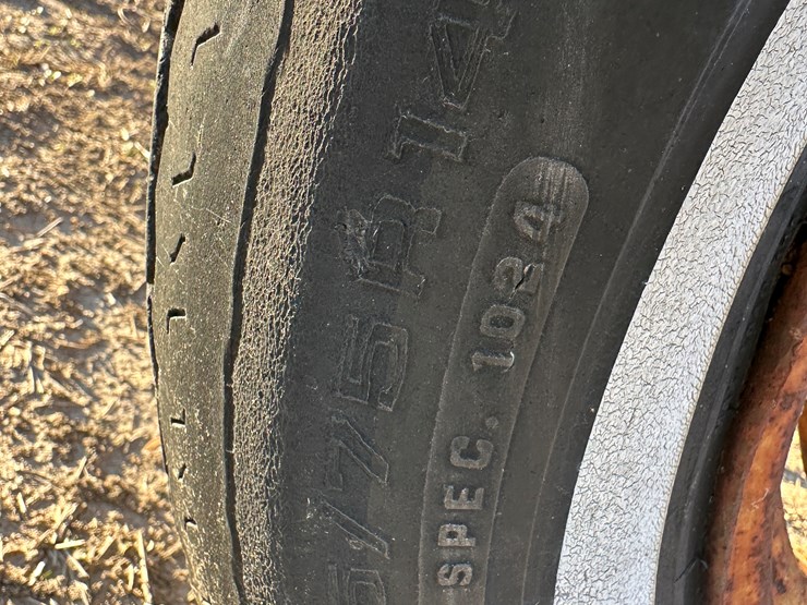 #33753-•-chisel-plow-image-5