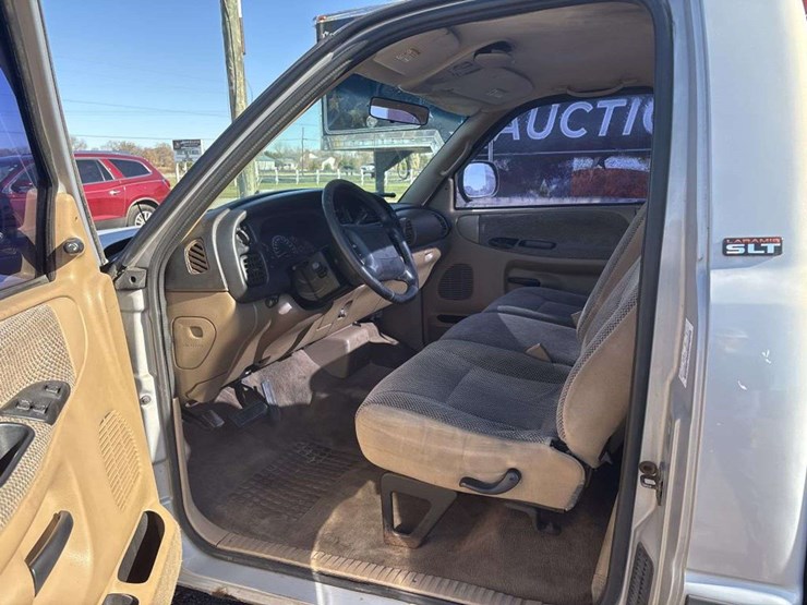 2000-dodge-ram-1500-image-14