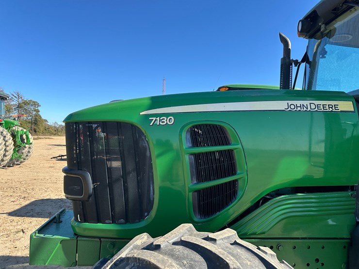 2010-john-deere-7130-image-25