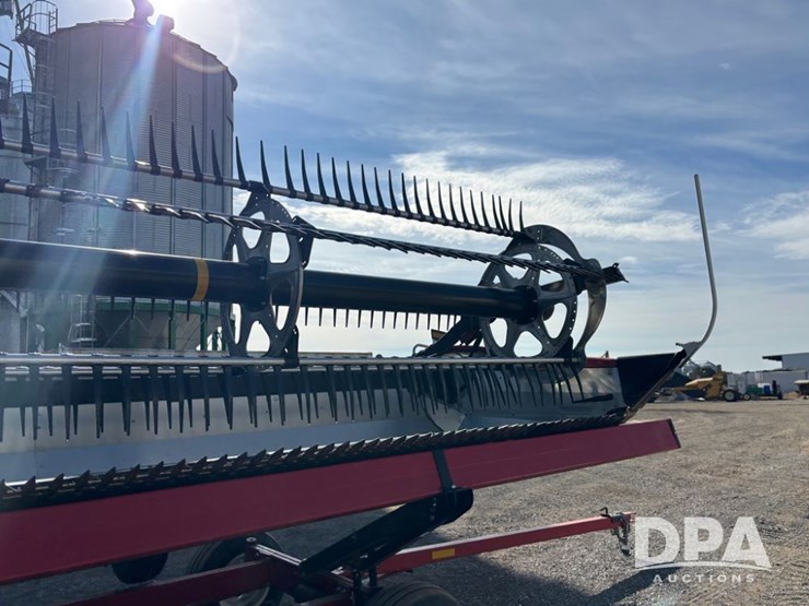 2023-mac-don-fd240-image-12