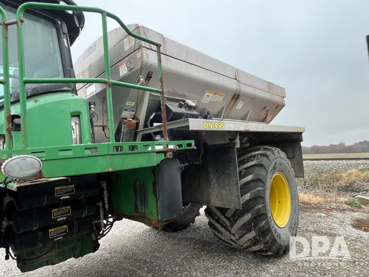 2017-john-deere-f4365-image-10