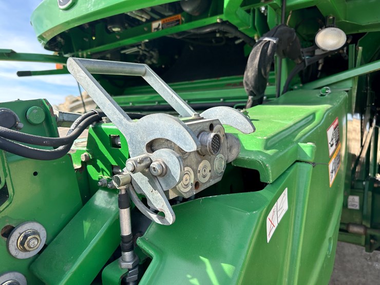 john-deere-s690-image-56