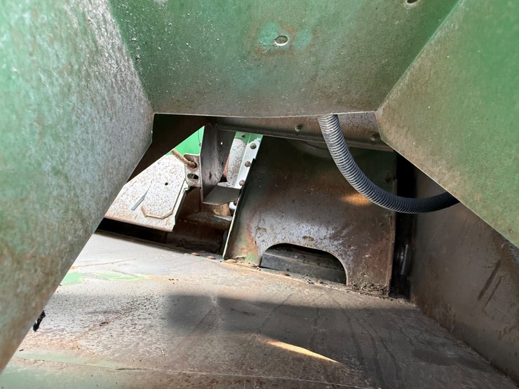 2009-john-deere-9870-sts-image-126