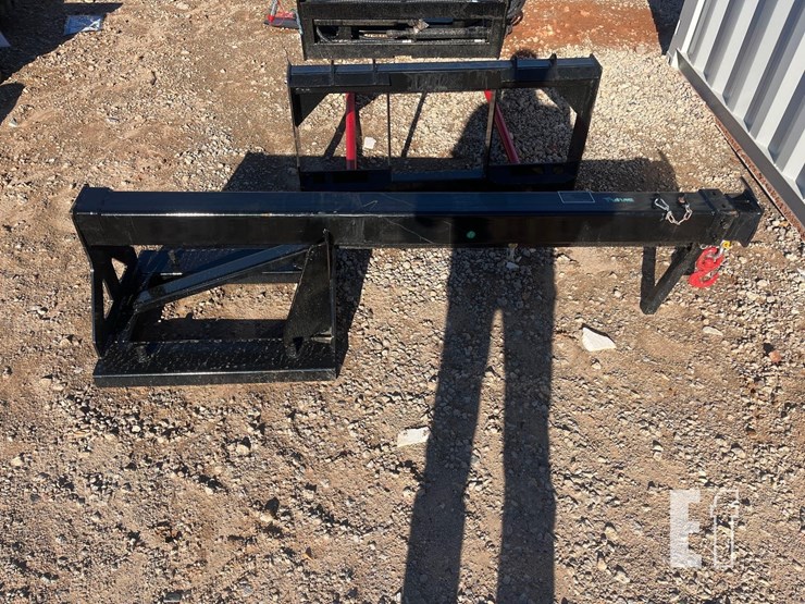 future-132in-forklift-telescopic-boom-image-1