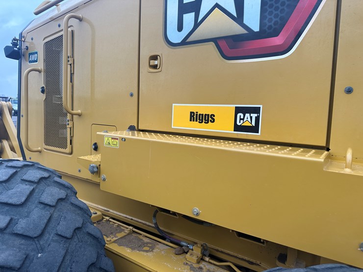 2022-caterpillar-140gc-awd-image-73