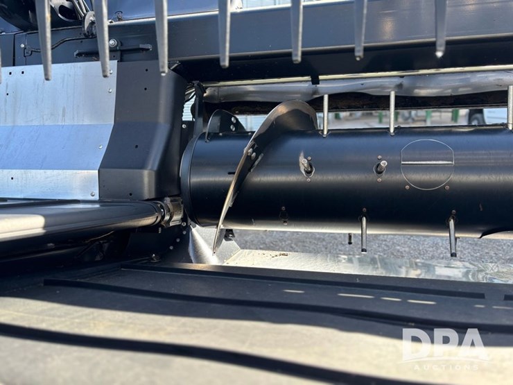 2023-mac-don-fd240-image-35