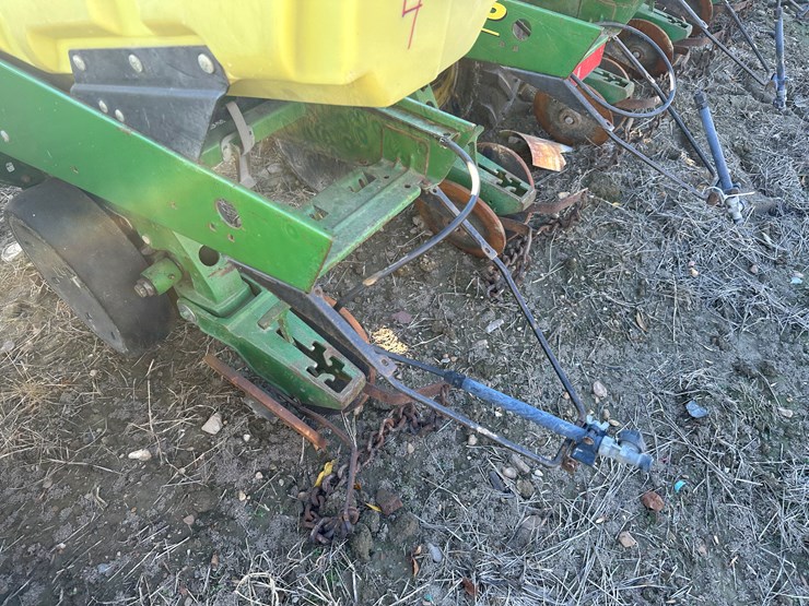 john-deere-1720-image-12