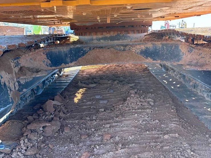 2023-caterpillar-320gc-image-5